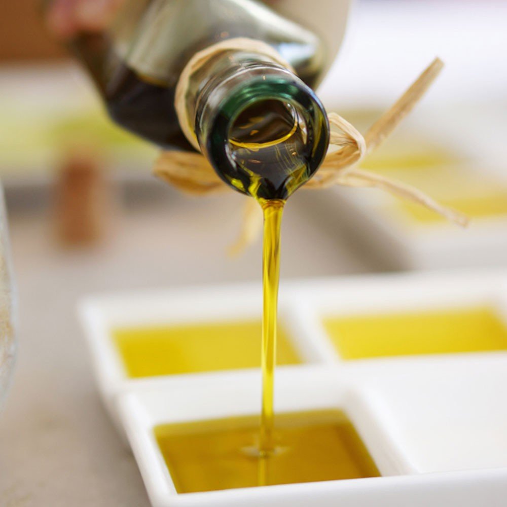 Guide to olive oil tasting - Hellenic Imports