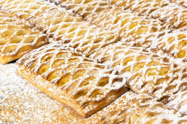 CROISSANT APPLE 170G (50PCS/BOX) - Hellenic Imports