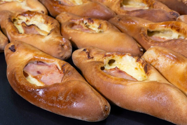PEINIRLI BACON - HAM - GOUDA 177G (50PCS/BOX) - Hellenic Imports